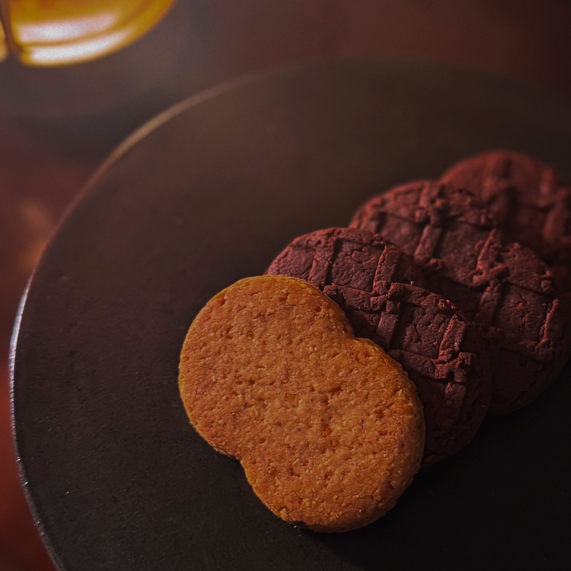 2種詰め合わせ《熟成パルミジャーノ》・《有機カカオ》ビスキュイ